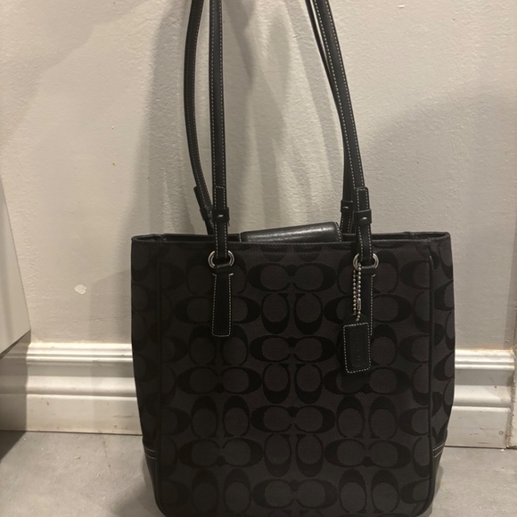 Vintage Black Coach Signature Collection Black Monogramme Lunch Tote - Picture 2 of 7